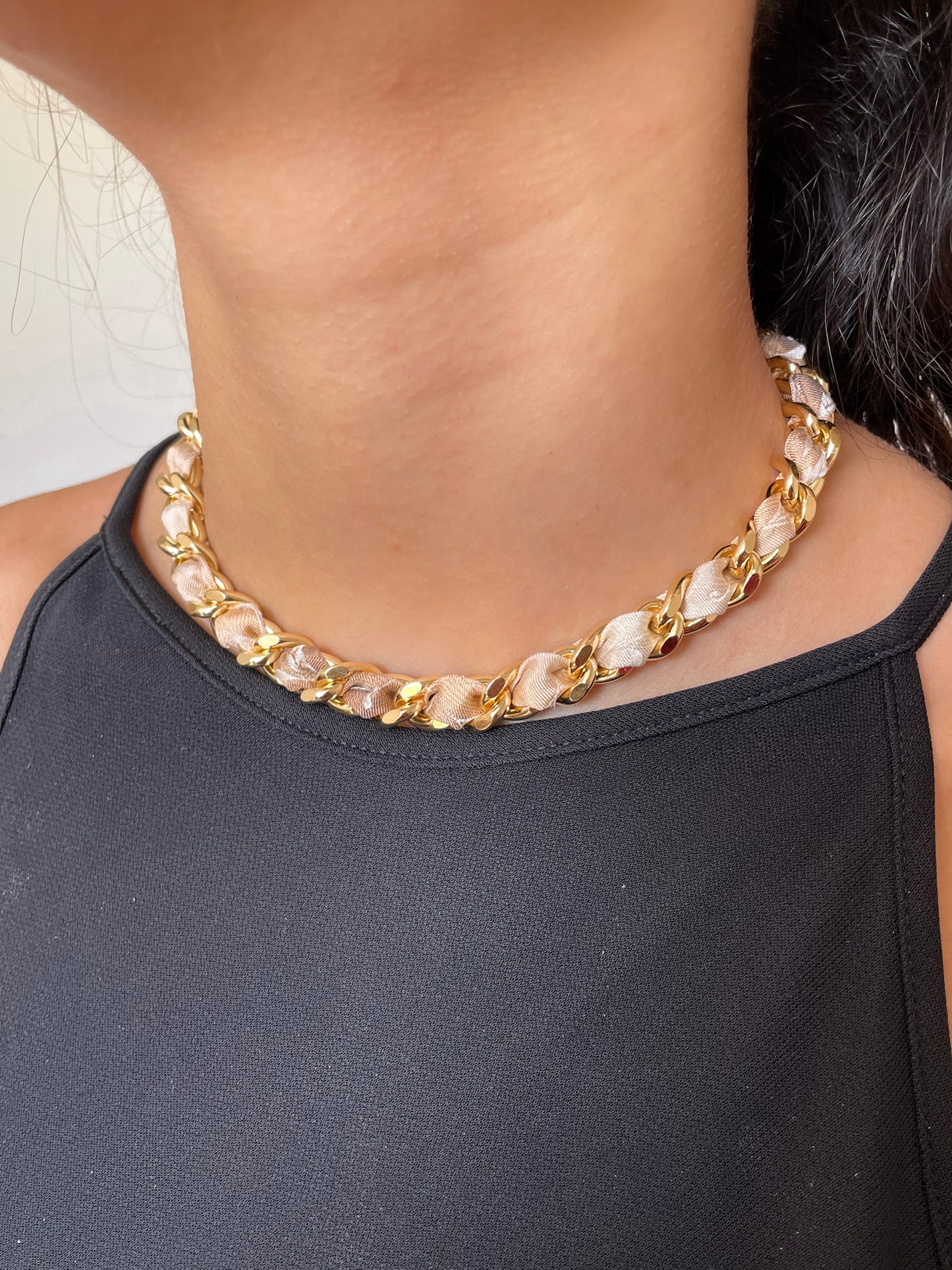 Collier Mailles Upcyclé Tout en Soie 'Branches Platines'