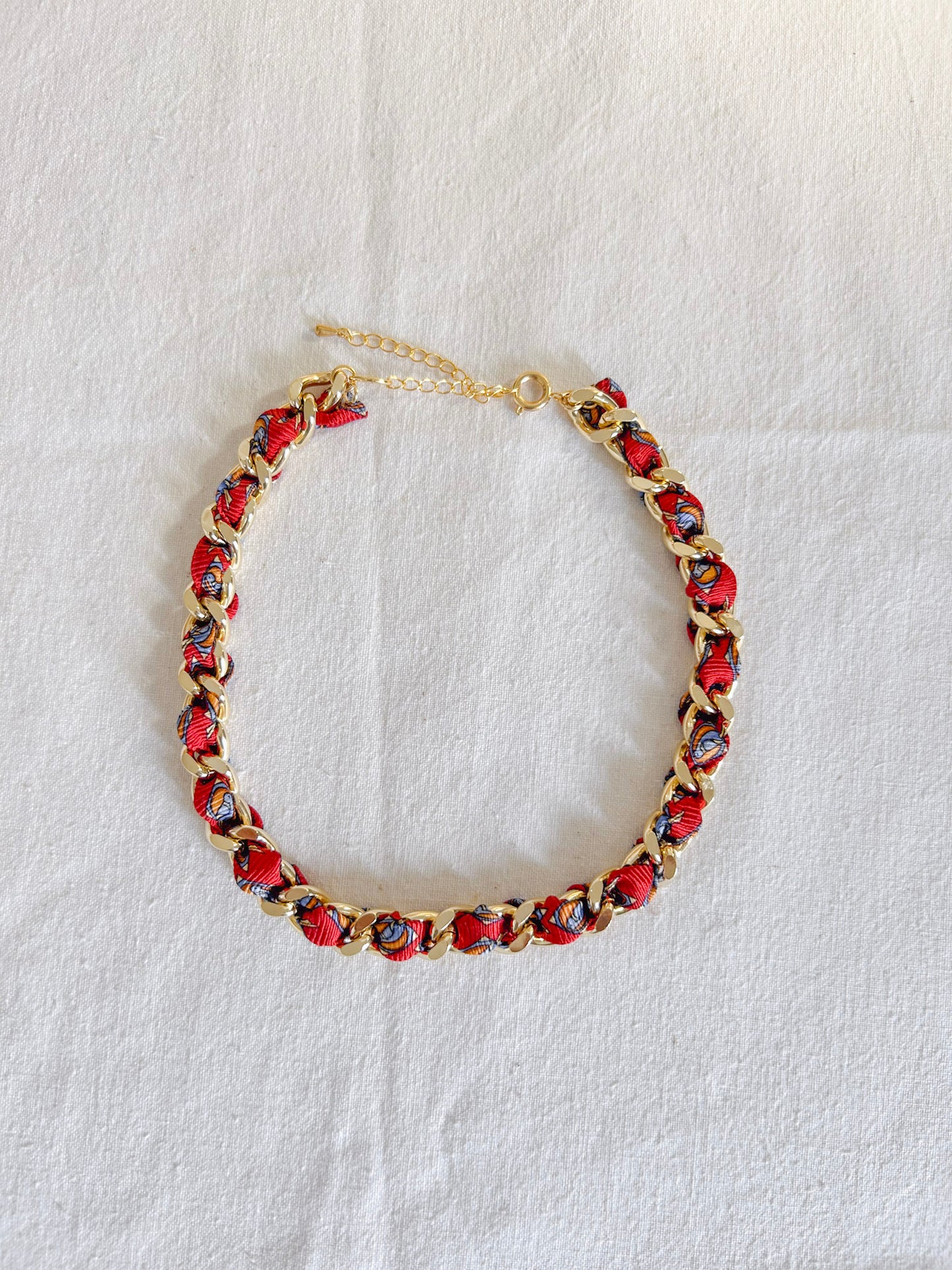 Collier Mailles Upcyclé Tout en Soie 'Le Monticole'