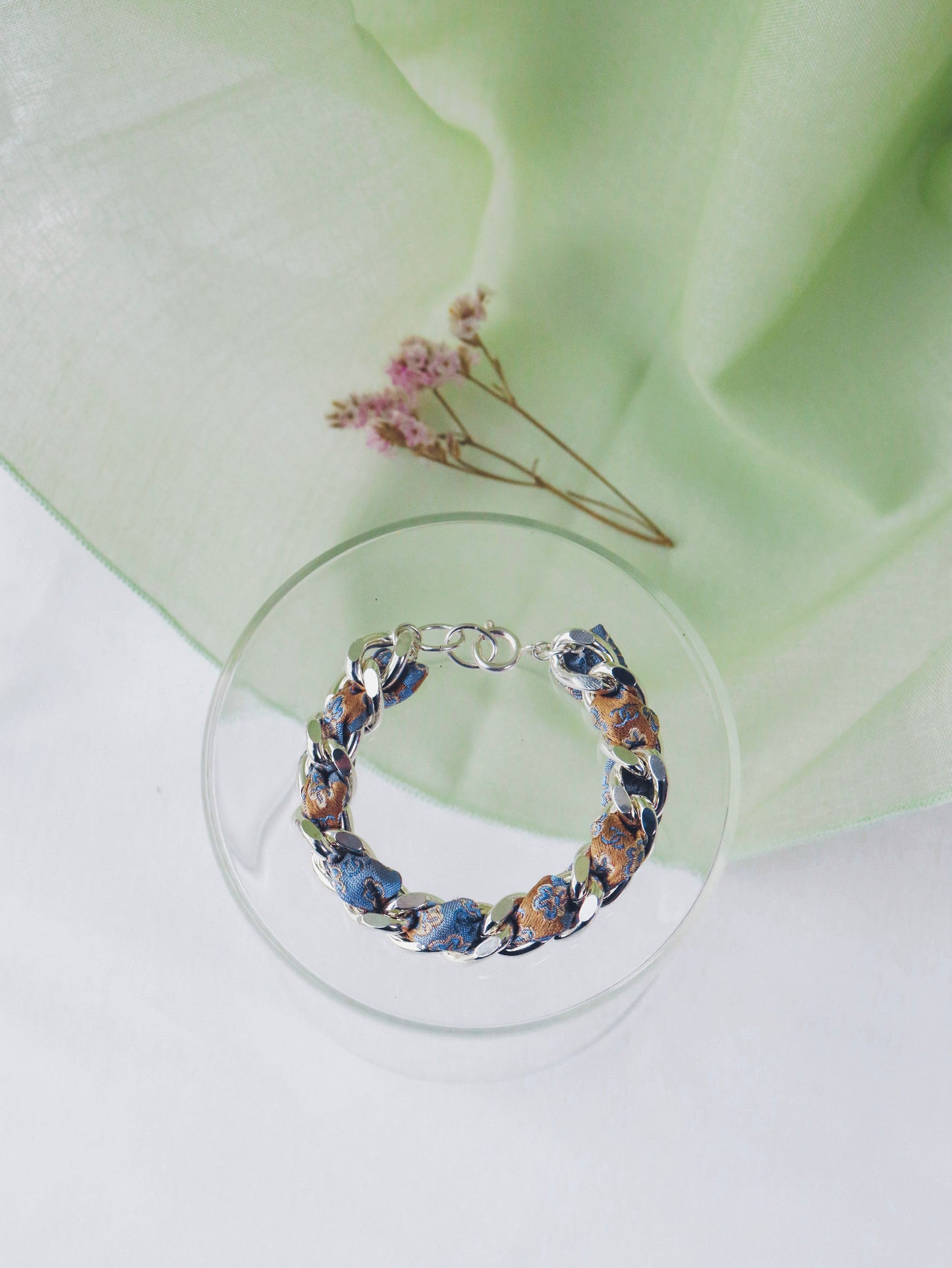 Bracelet Mailles Upcyclé Iconique 'Magnolia'