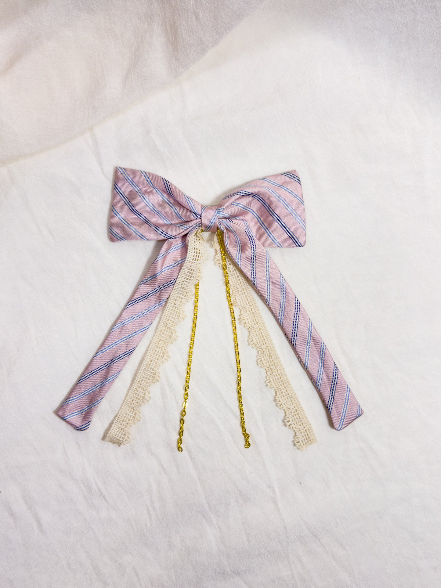 Barrette Nœud Upcyclé 'Pink snow'