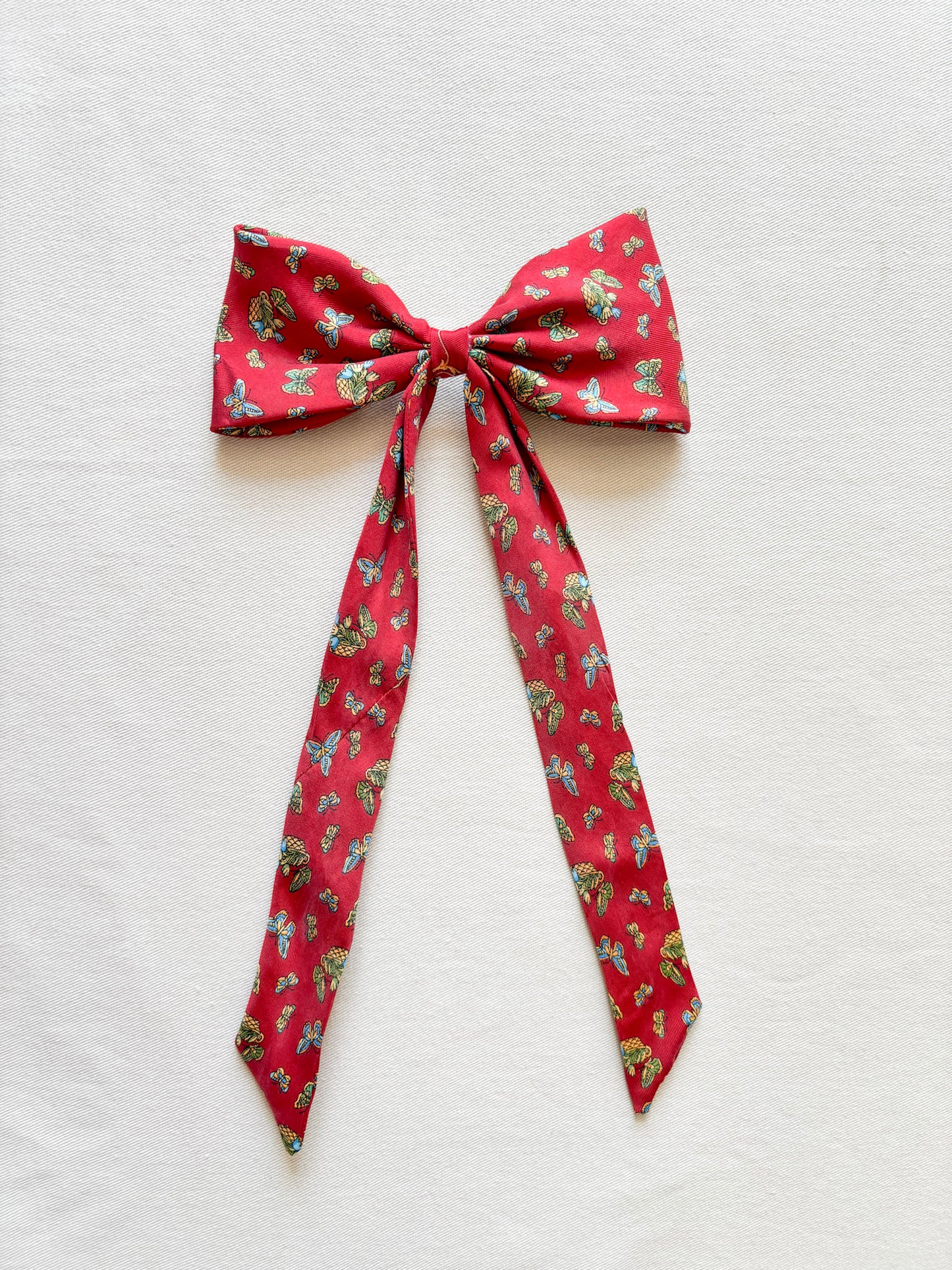 Barrette Nœud Upcyclé 'Rouge Monarque' (grand)