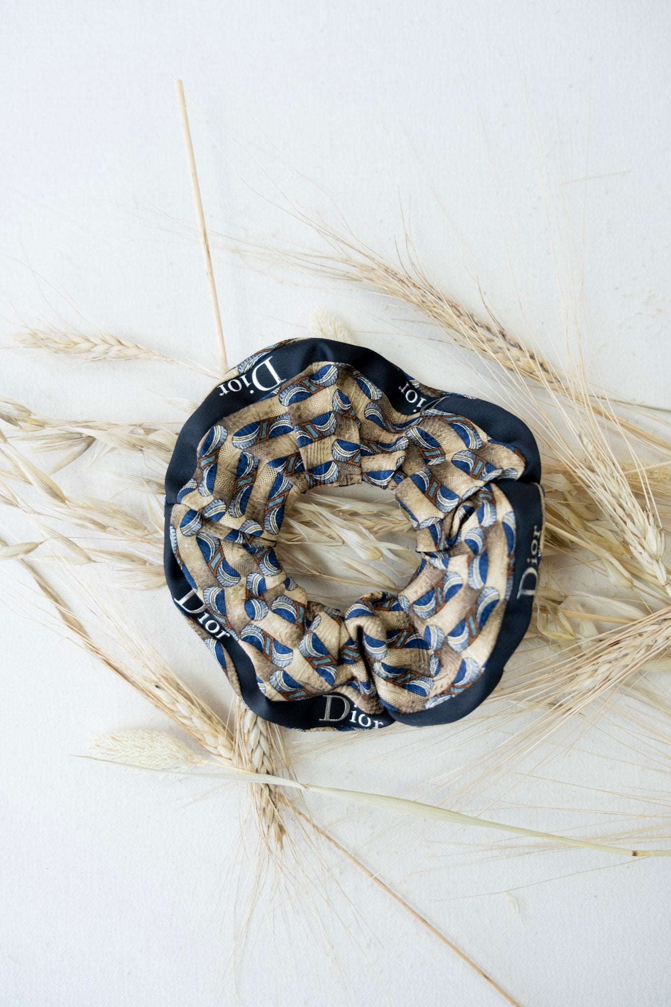Chouchou Upcyclé Iconique 'Nacre Coquillage'