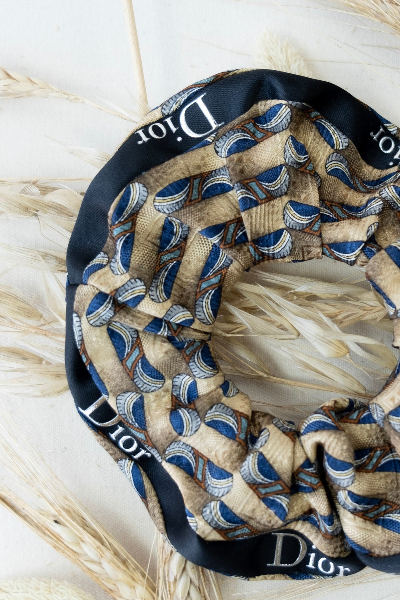 Chouchou Upcyclé Iconique 'Nacre Coquillage'