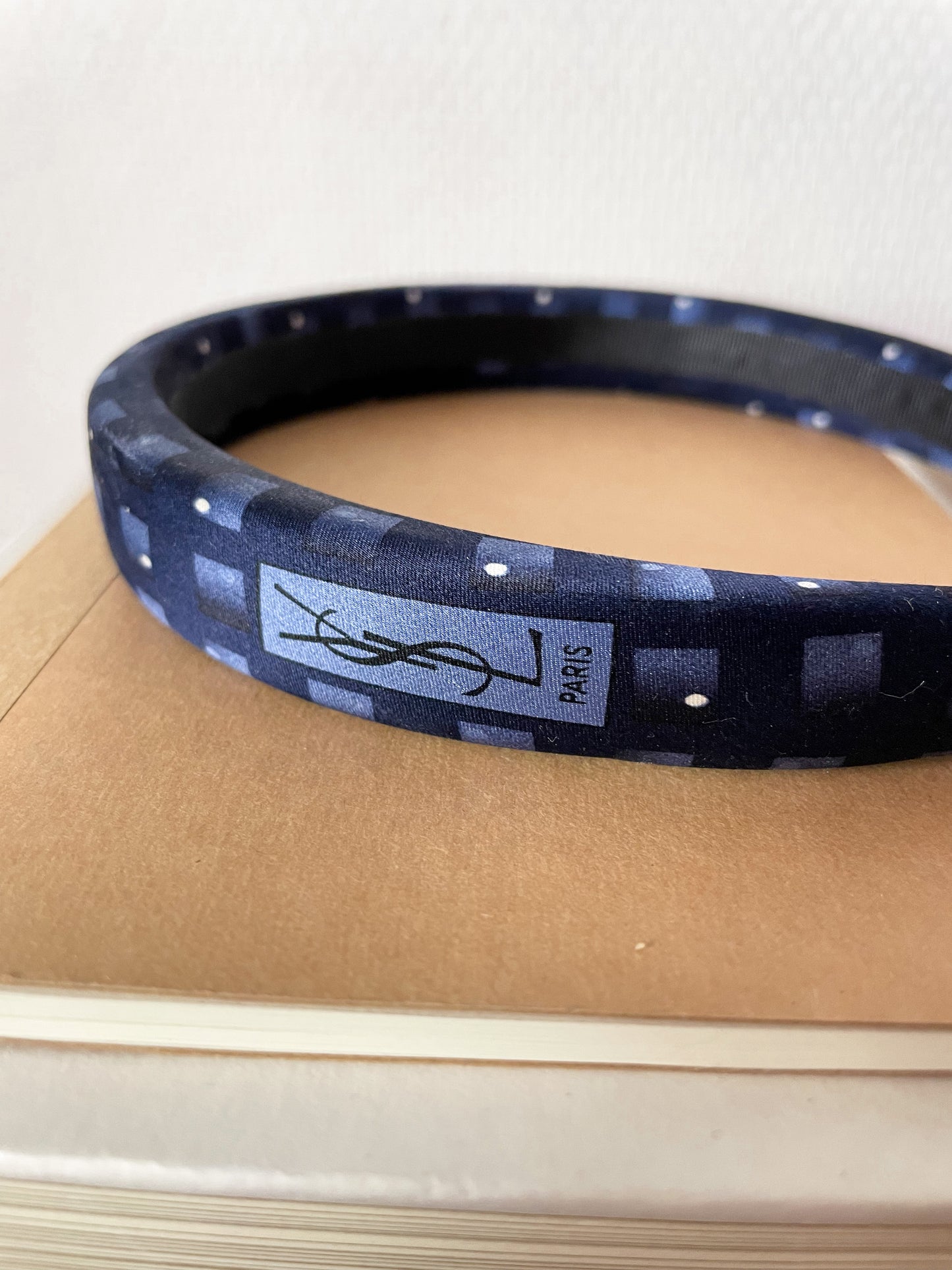 Headband Upcyclé Iconique 'Montparnasse'