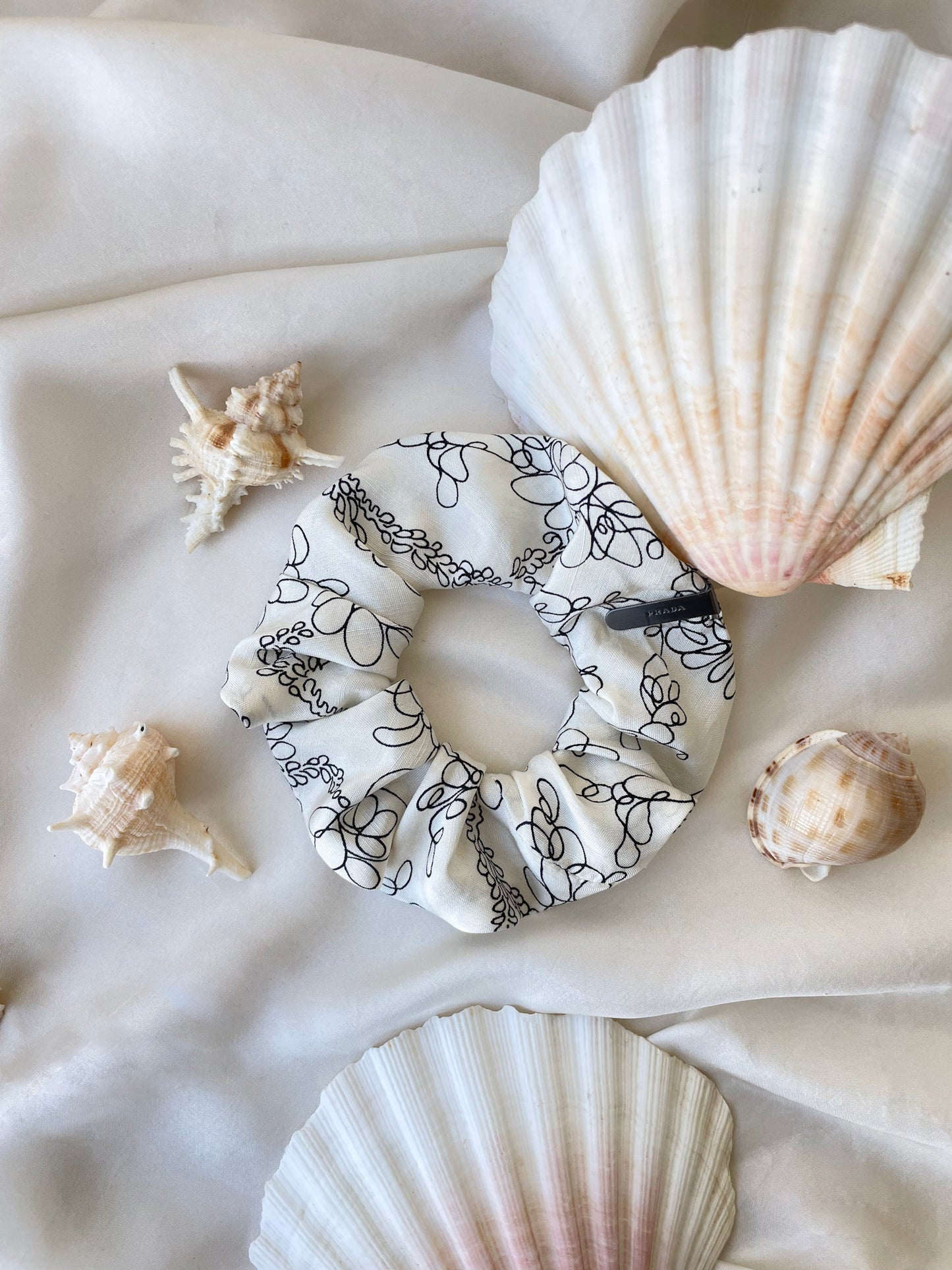 Chouchou Upcyclé Iconique 'Théa'