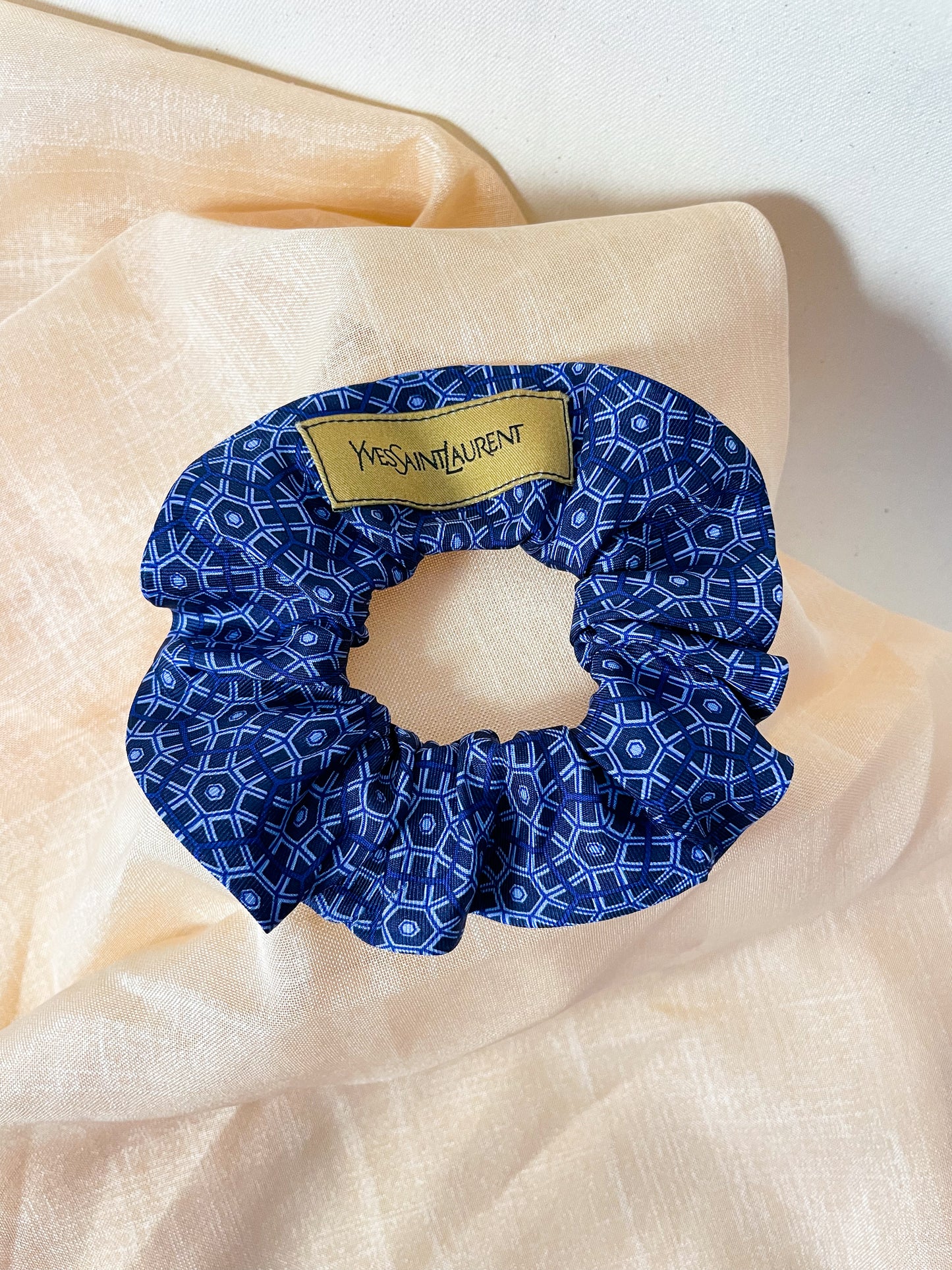 Chouchou Upcyclé Iconique 'Propulseur'