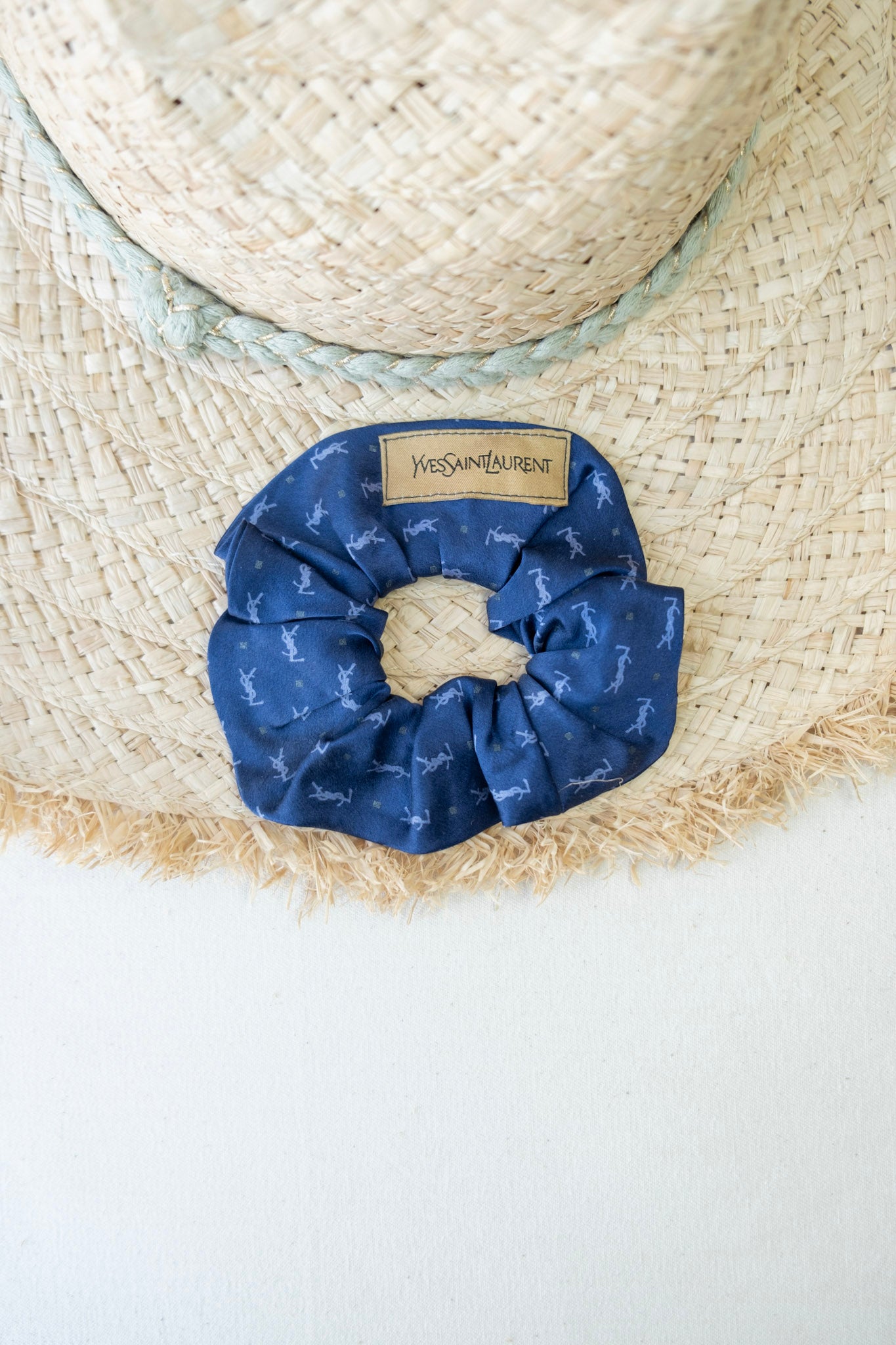 Chouchou Upcyclé Iconique 'Nuit Estivale'
