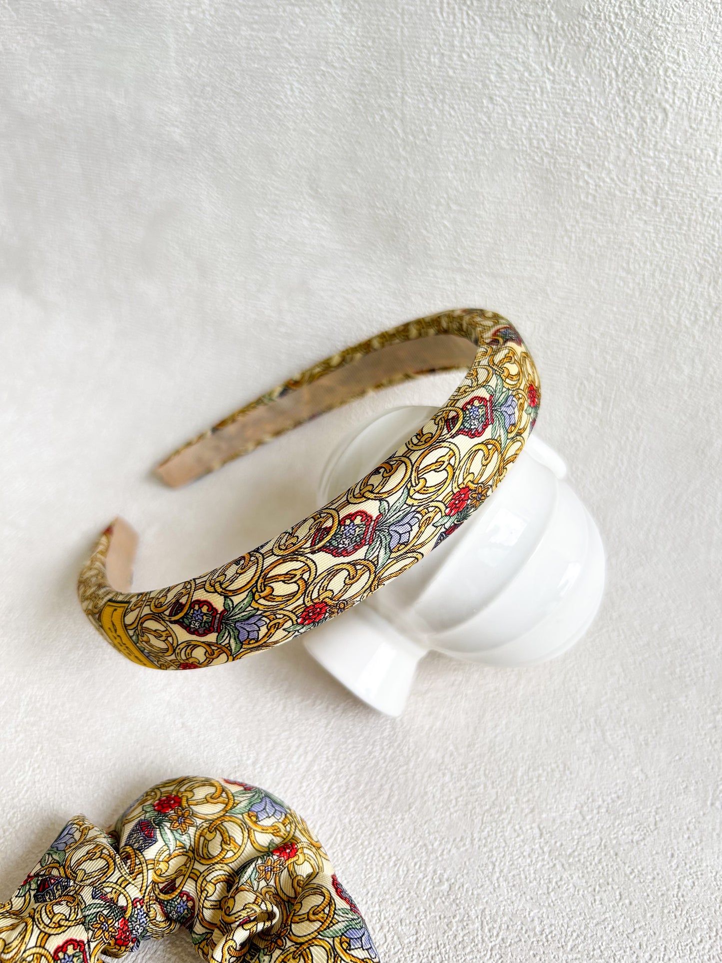 Ensemble Upcyclé Iconique 'Anneaux fleuris'