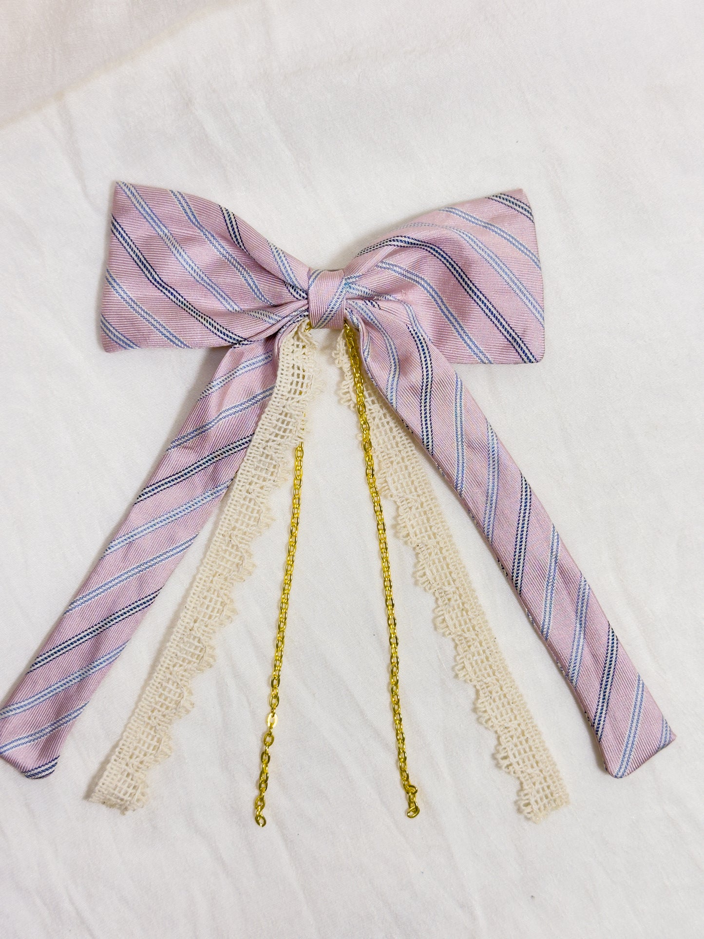 Barrette Nœud Upcyclé 'Pink snow'