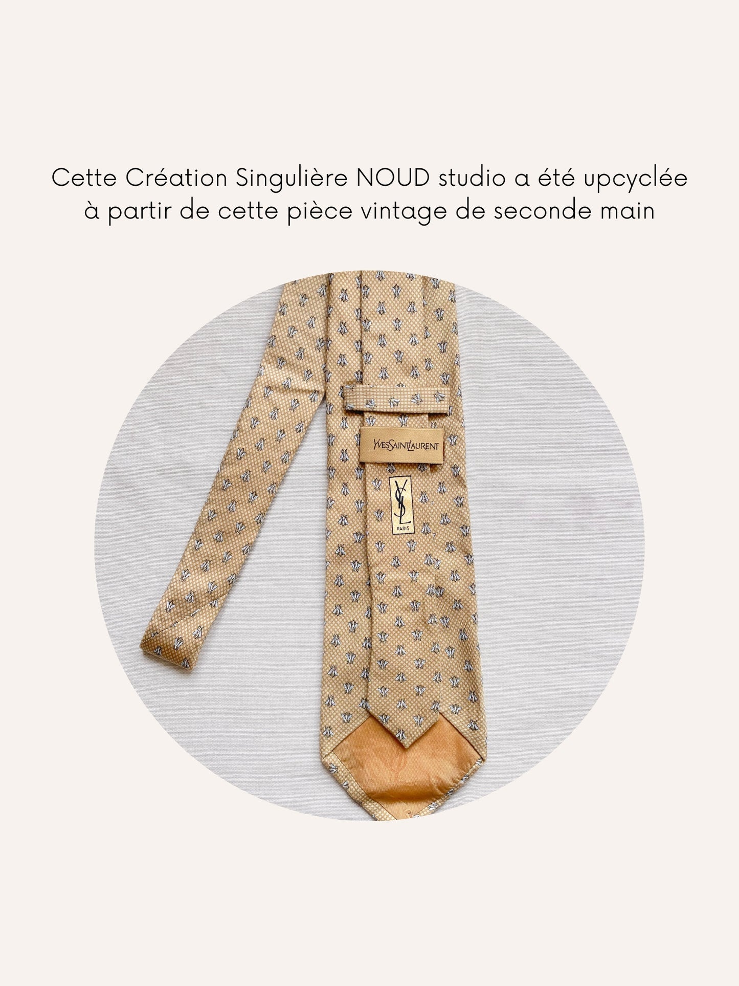 Ensemble Upcyclé Iconique 'La Venue des Abeilles'