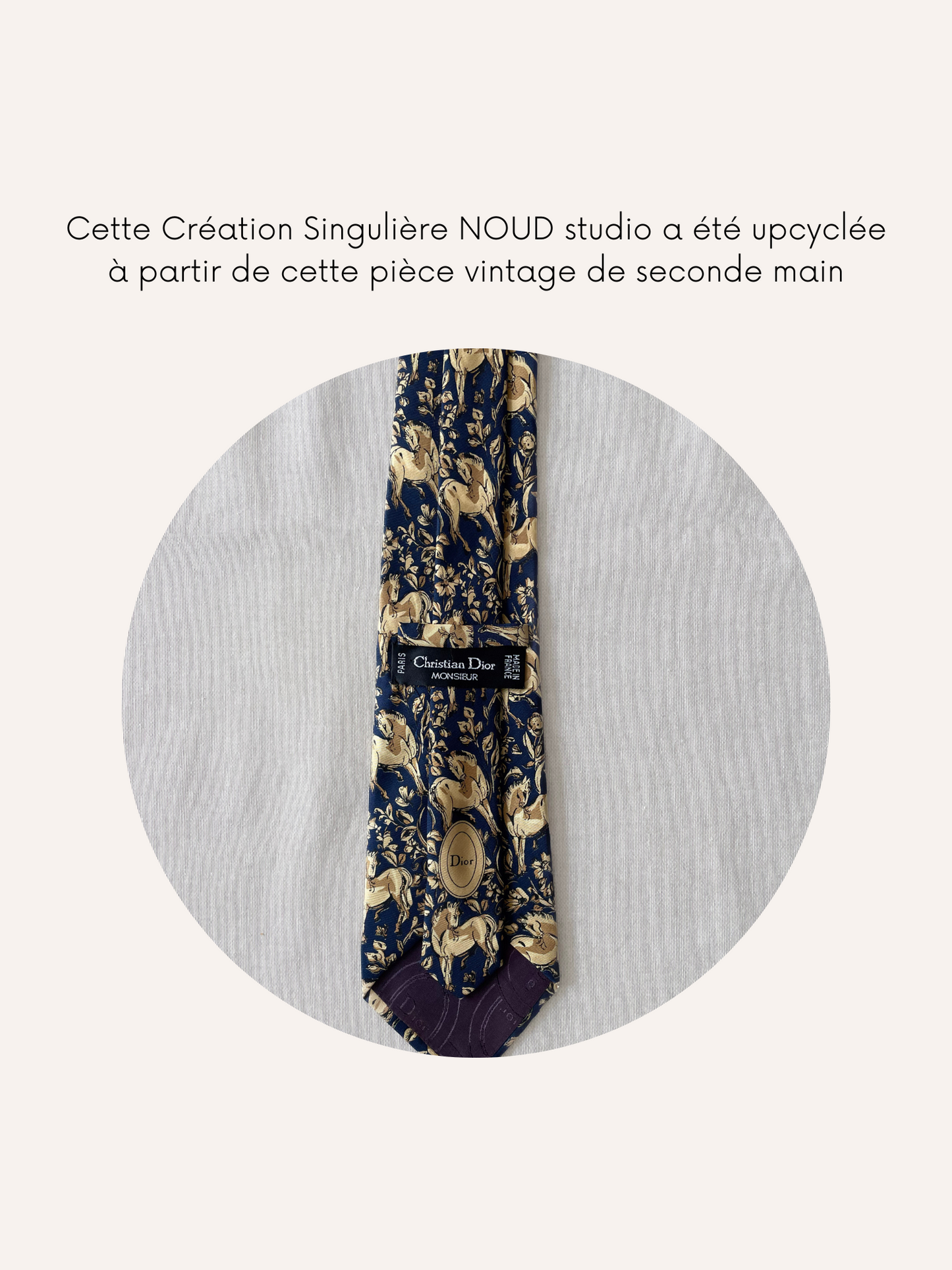 Ensemble Upcyclé Iconique 'L'écurie du Palais'