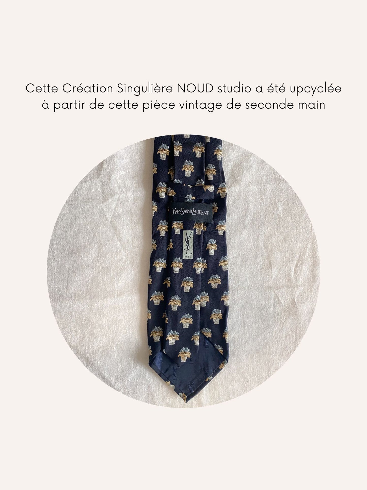 Chouchou Upcyclé Iconique 'Classy Bousquets'