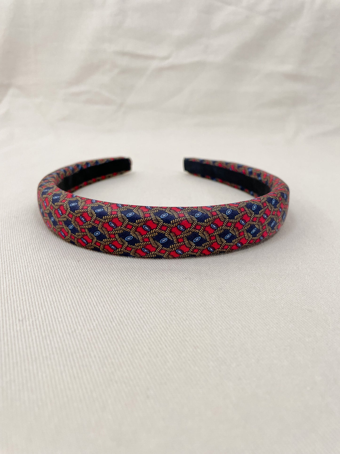 Headband Upcyclé Iconique 'Le Médaillon'