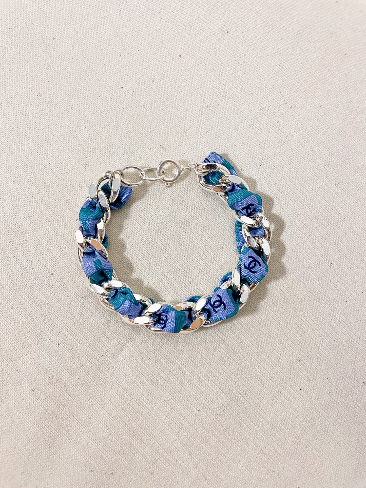 Bracelet Mailles Upcyclé Iconique 'Été Azur'