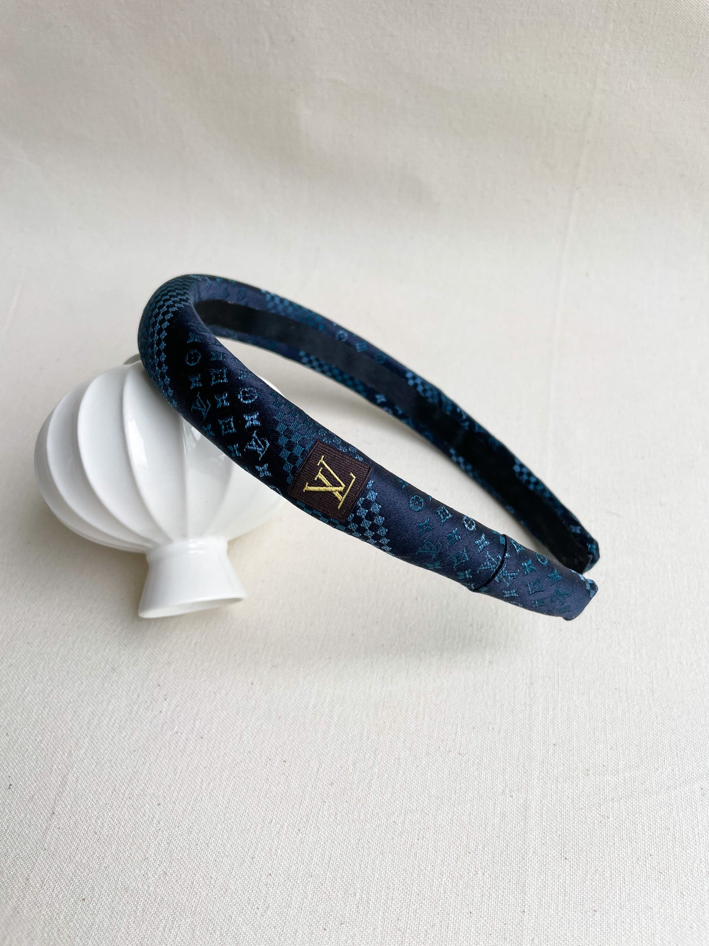 Headband Upcyclé Iconique 'Raffiné'