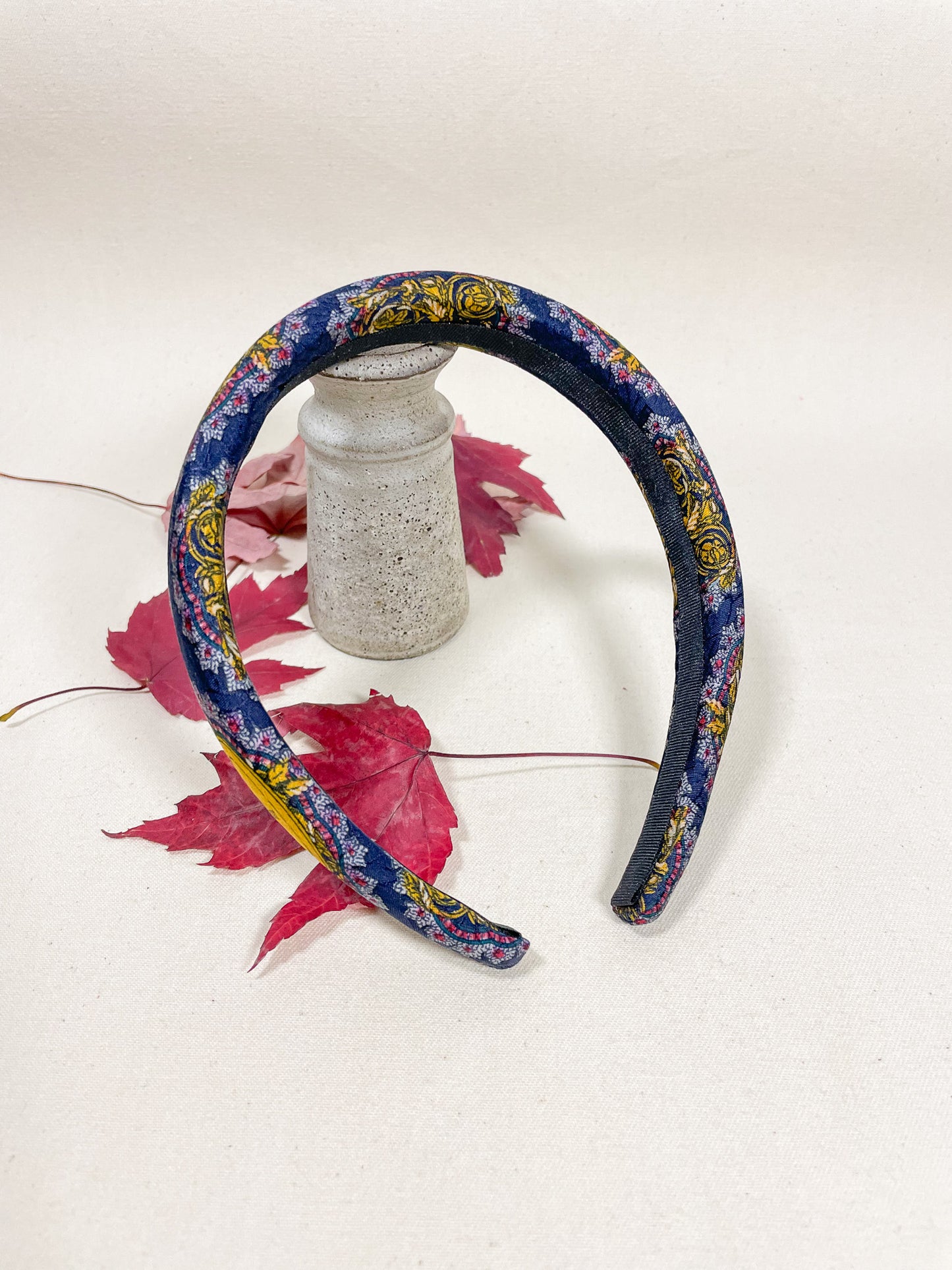 Headband Upcyclé Iconique 'Ouragan'