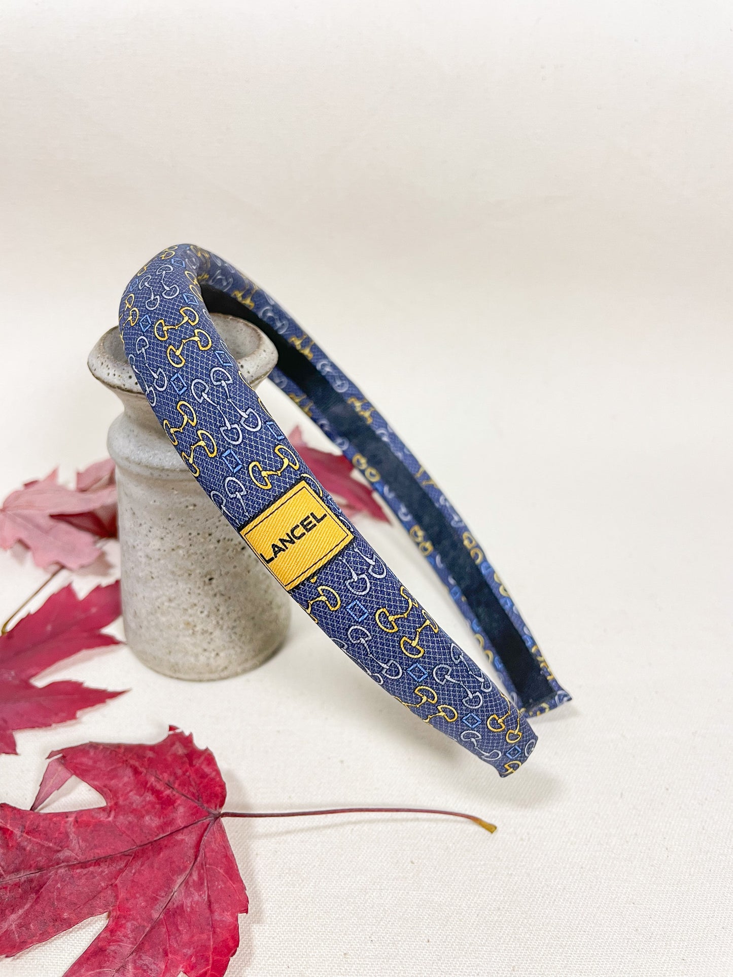 Headband Upcyclé Iconique 'Tempête d'histoire'