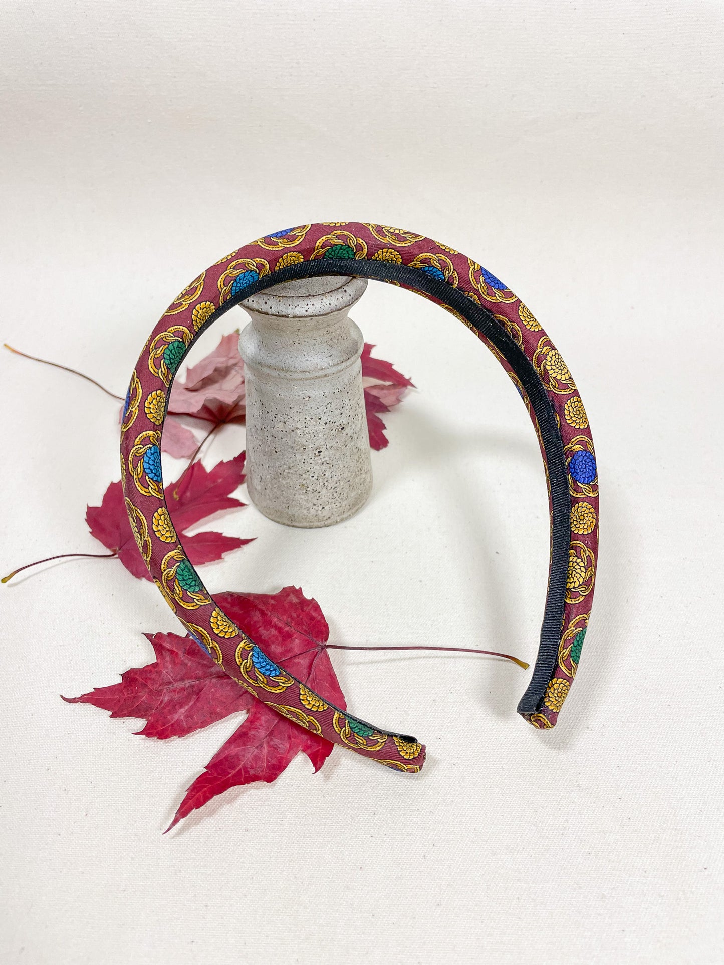 Headband Upcyclé Iconique 'Boutons en fleurs'