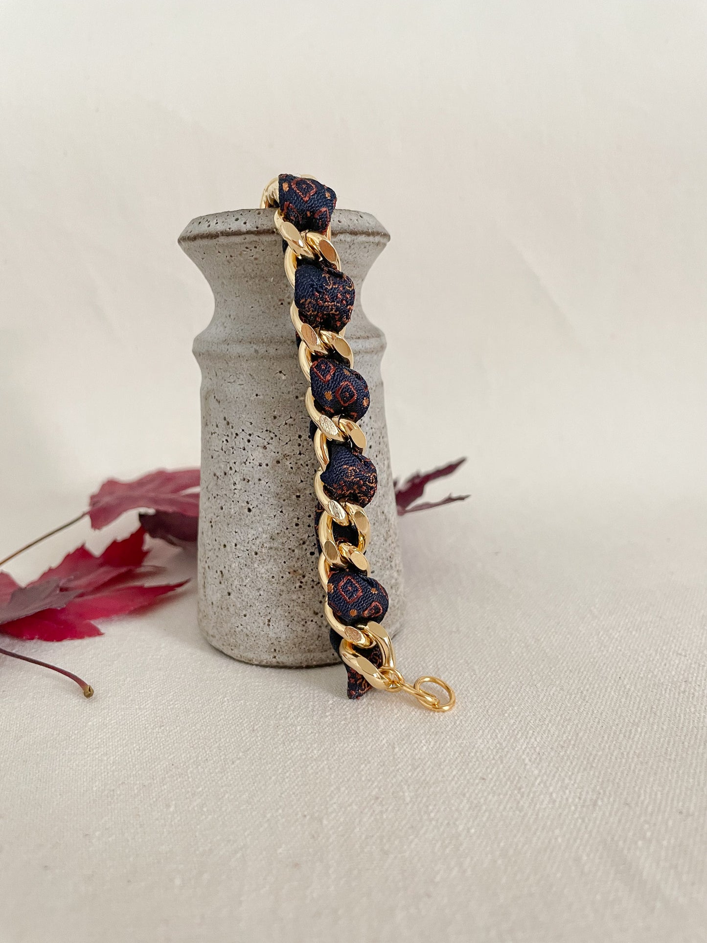 Bracelet Mailles Upcyclé Iconique 'Nocturne'
