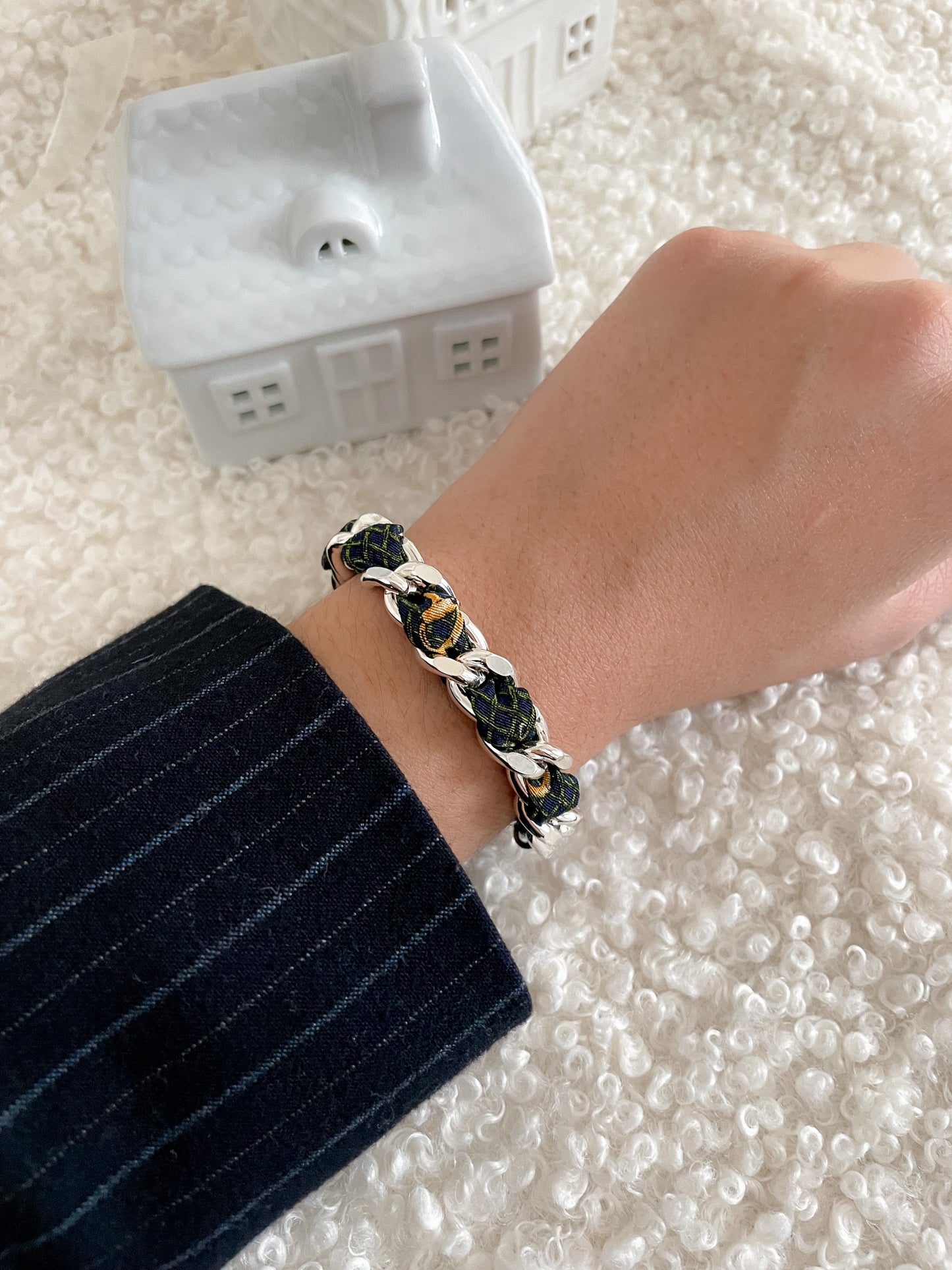 Bracelet Mailles Upcyclé 'Nuit enneigée'