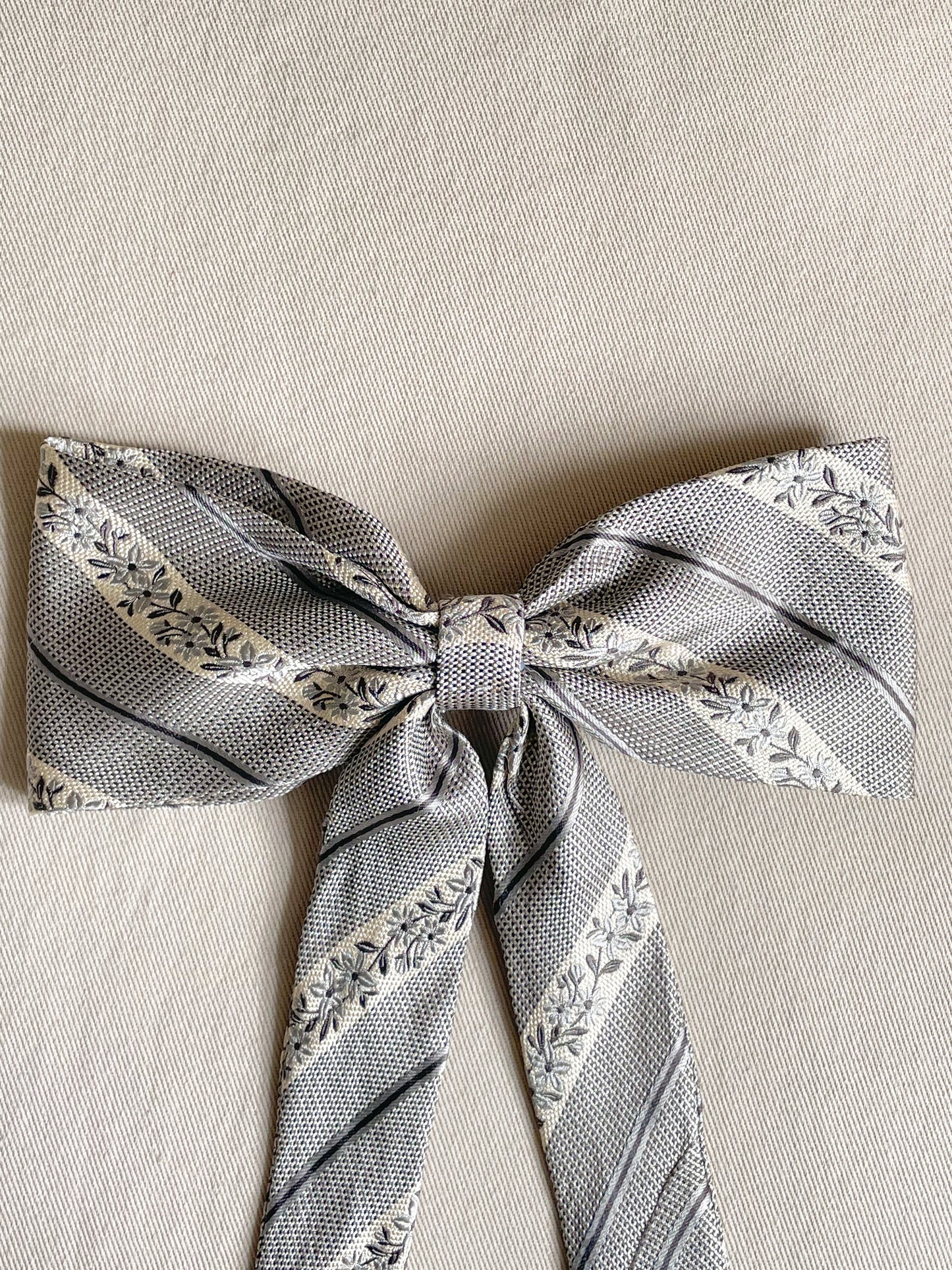 Barrette Nœud Upcyclé 'Ombre Précieuse' (grand)
