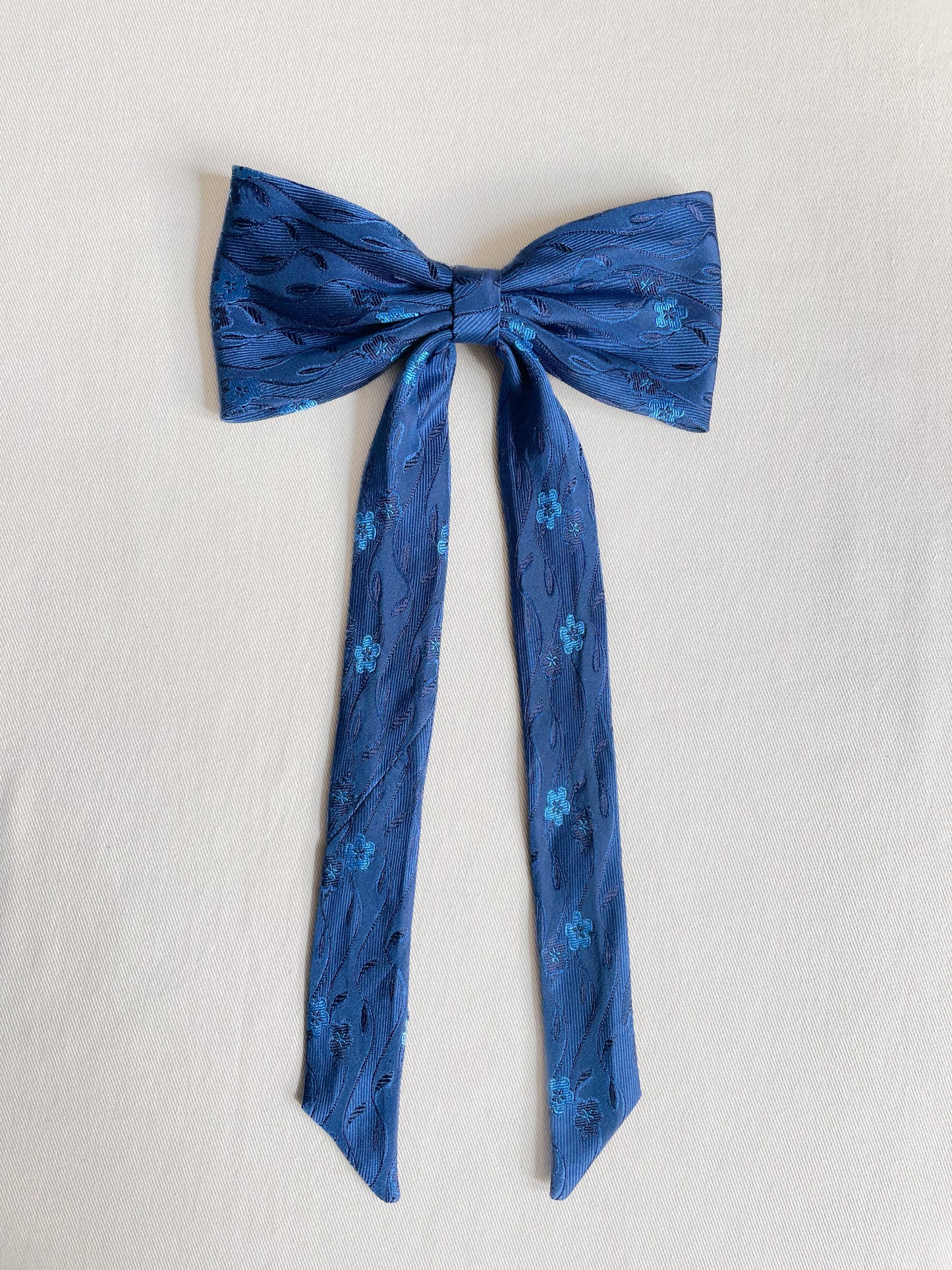 Barrette Nœud Upcyclé 'Mystère de Minuit' (grand)