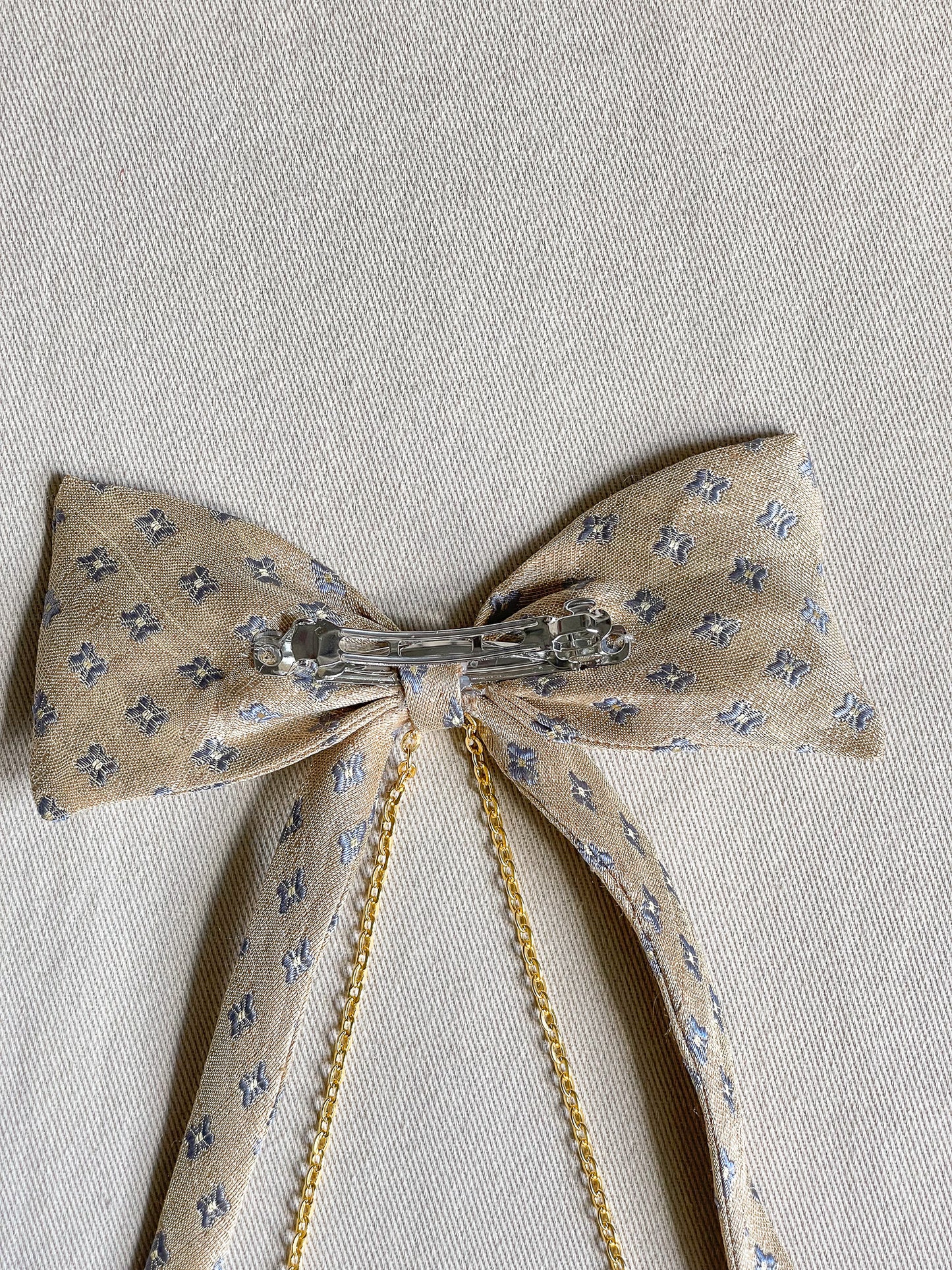 Barrette Nœud Upcyclé 'Bleuet paisible'