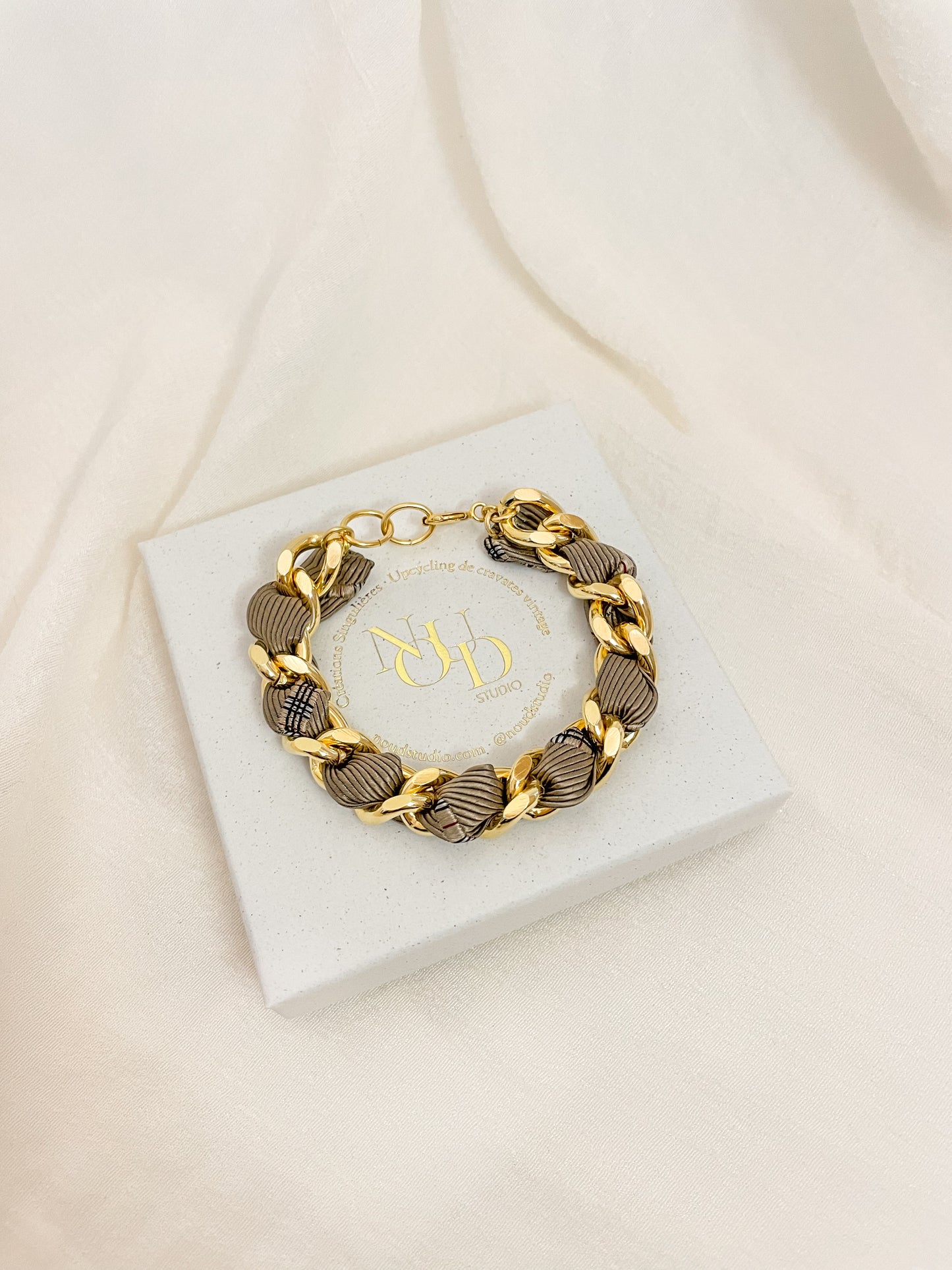Bracelet Mailles Upcyclé 'Laine écossaise'