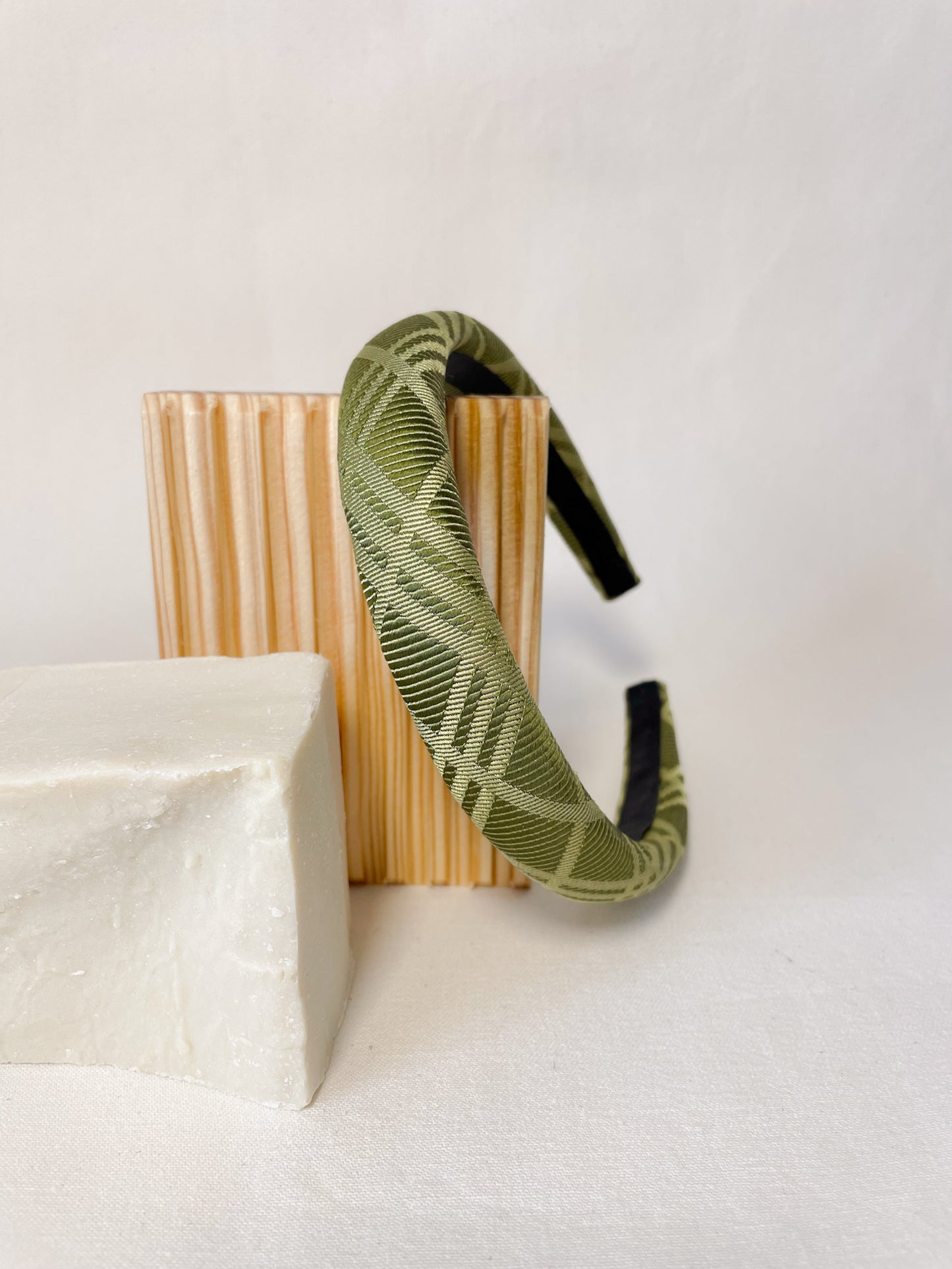 Headband Upcyclé Iconique 'Balade à Greenwich'