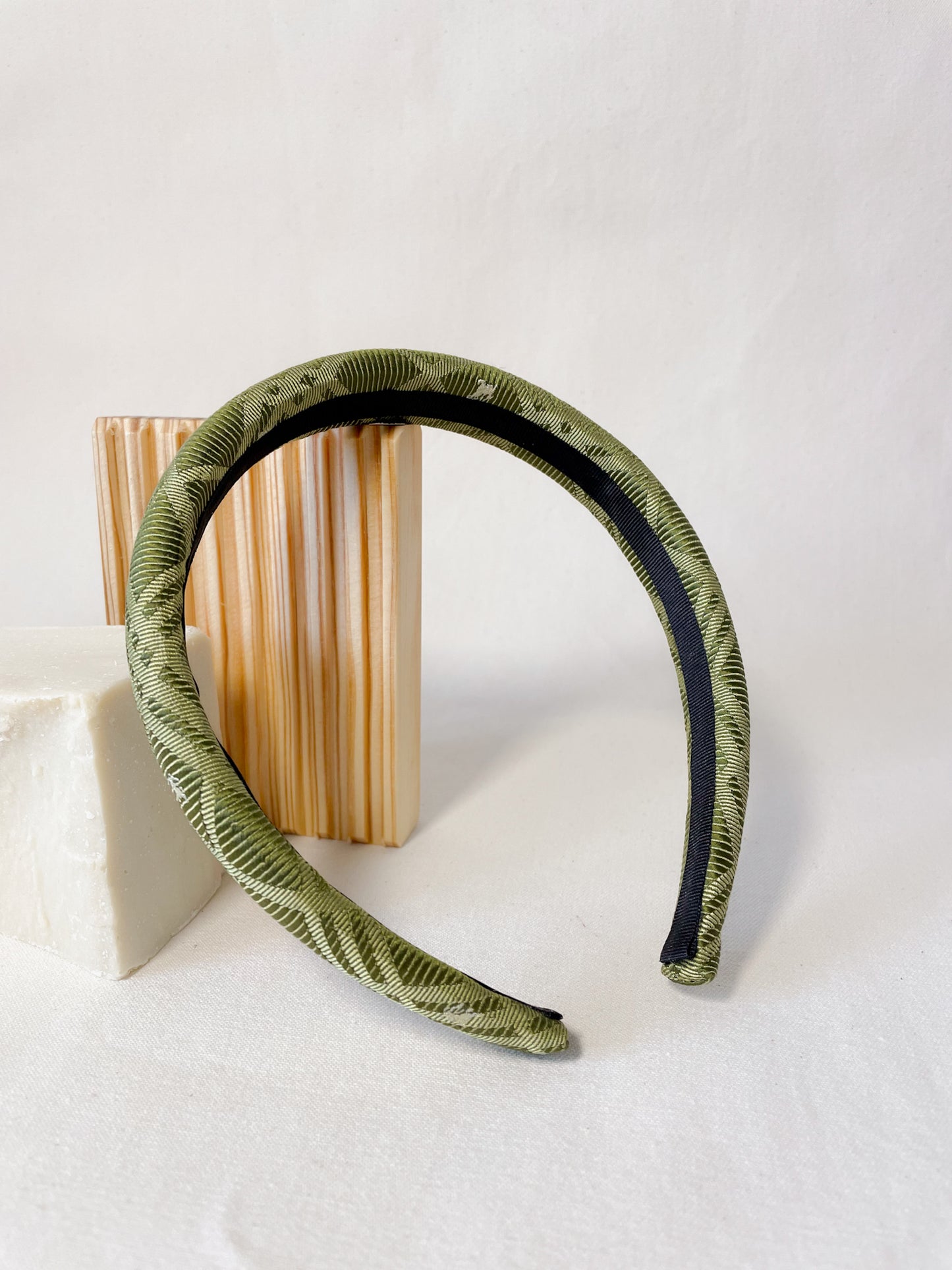 Headband Upcyclé Iconique 'Balade à Greenwich'