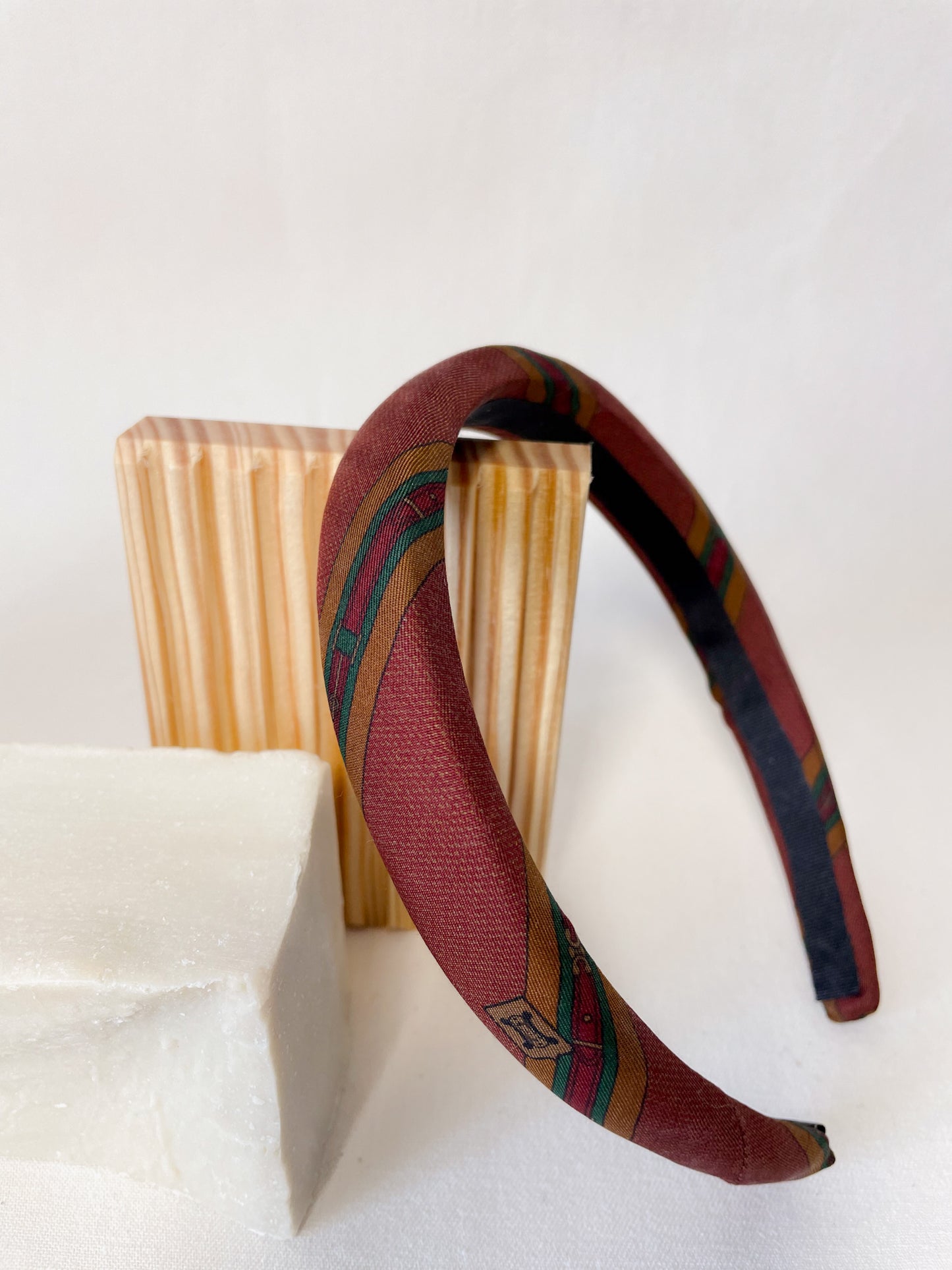 Headband Upcyclé Iconique 'Lignes régulières' N°2