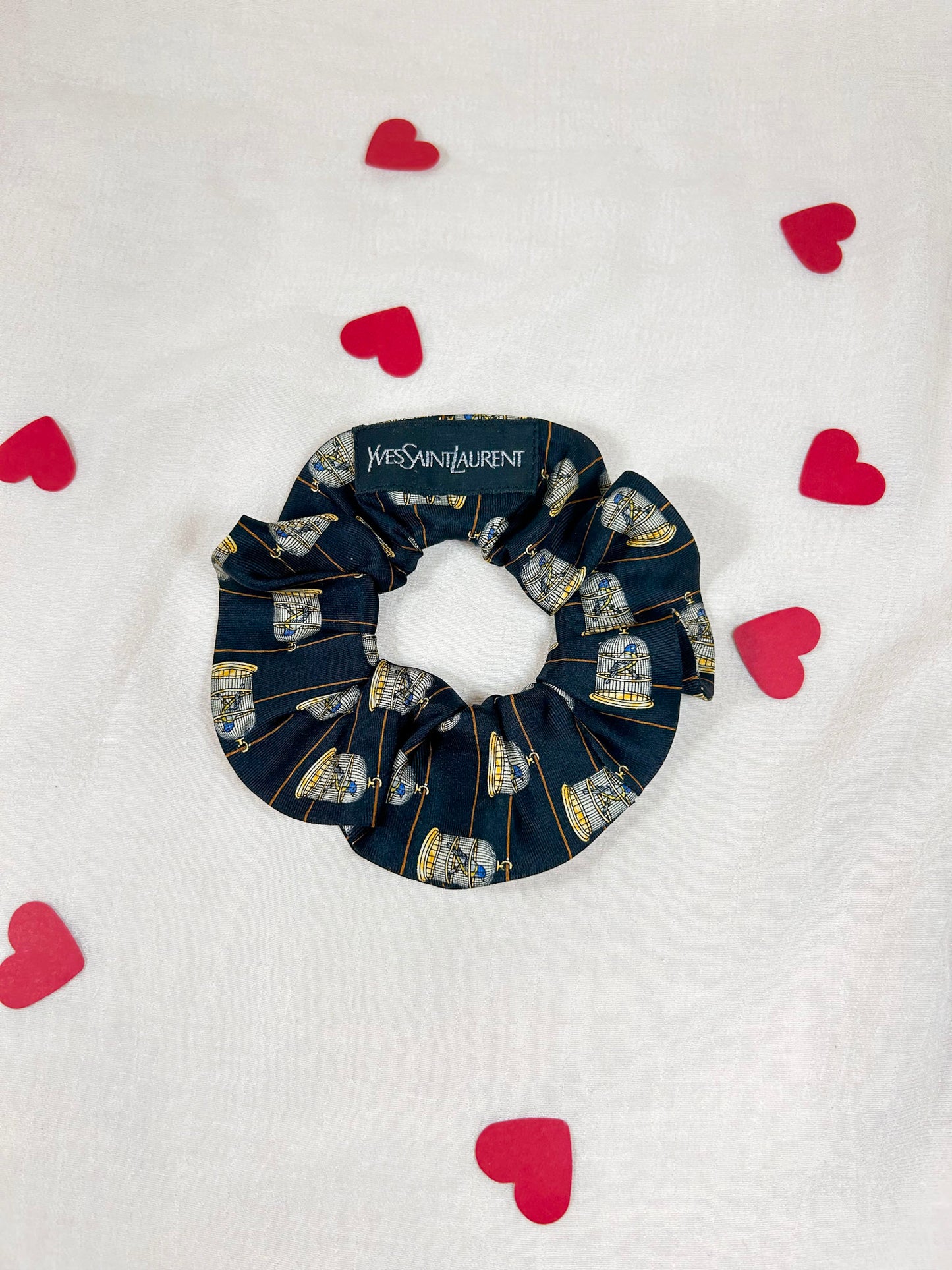 Chouchou Upcyclé Iconique 'Lovebirds'