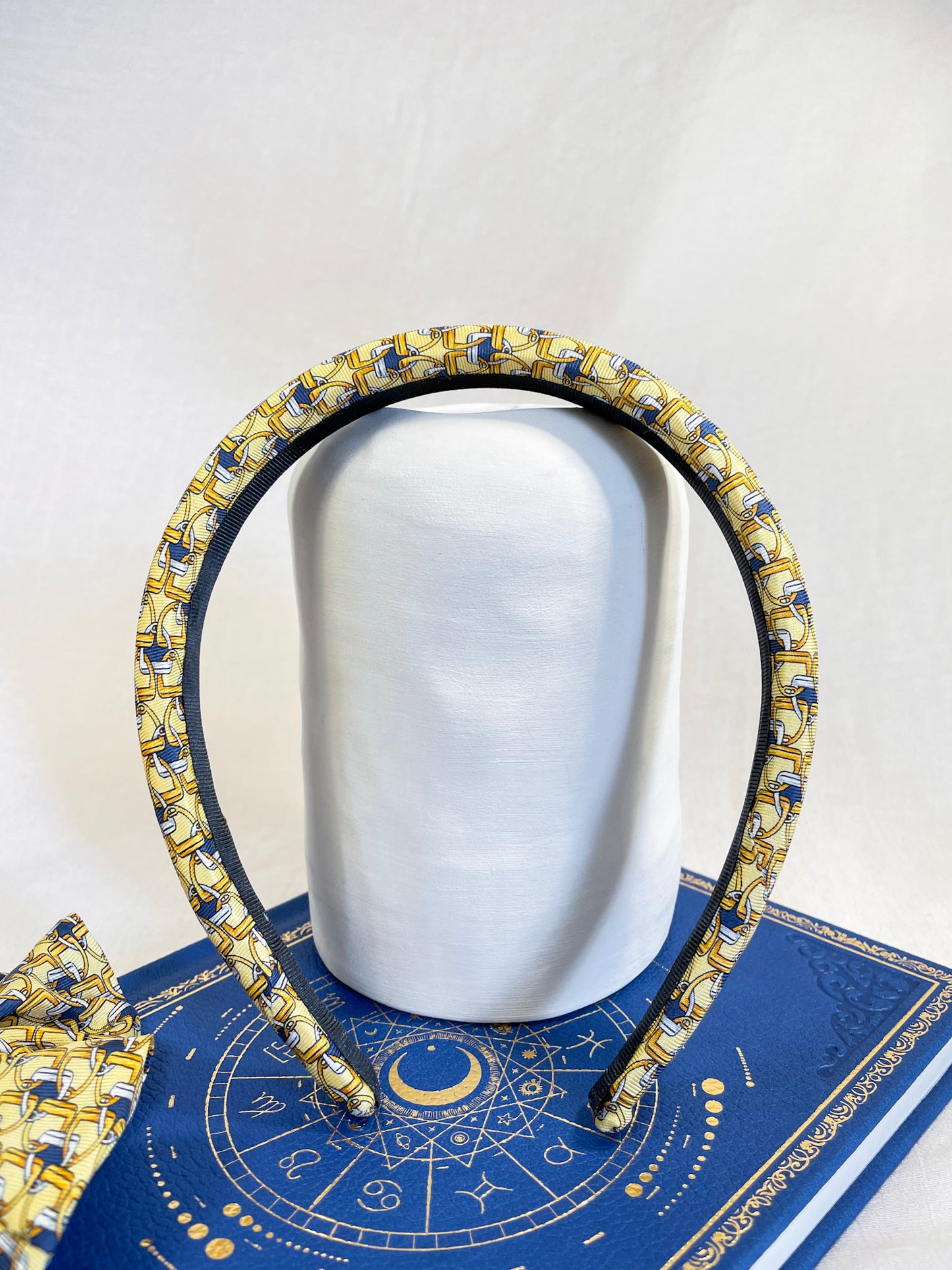 Ensemble Upcyclé Iconique 'Amour Scellé'