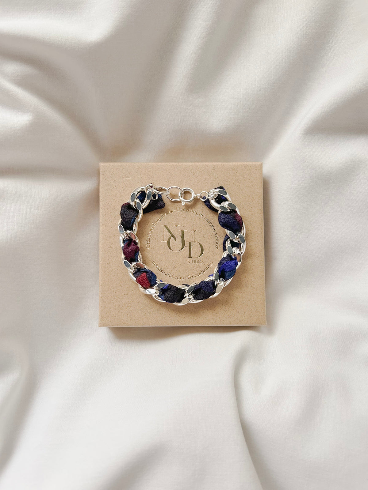 Bracelet Mailles Upcyclé 'Philtre d'Amour'