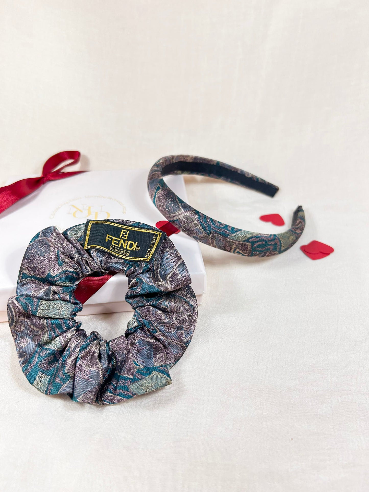 Ensemble Upcyclé Iconique 'Poésie du Coeur'