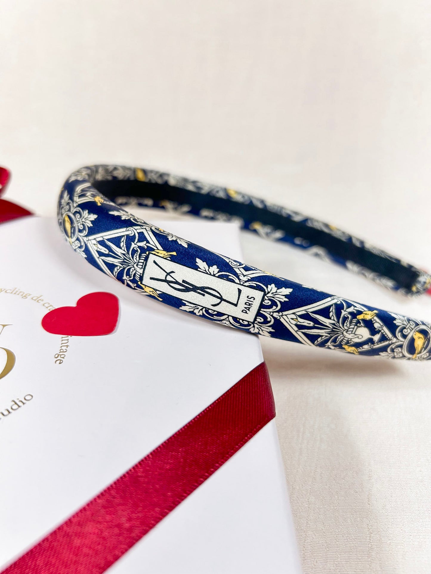 Headband Upcyclé Iconique 'Le pépiement des Oiseaux'