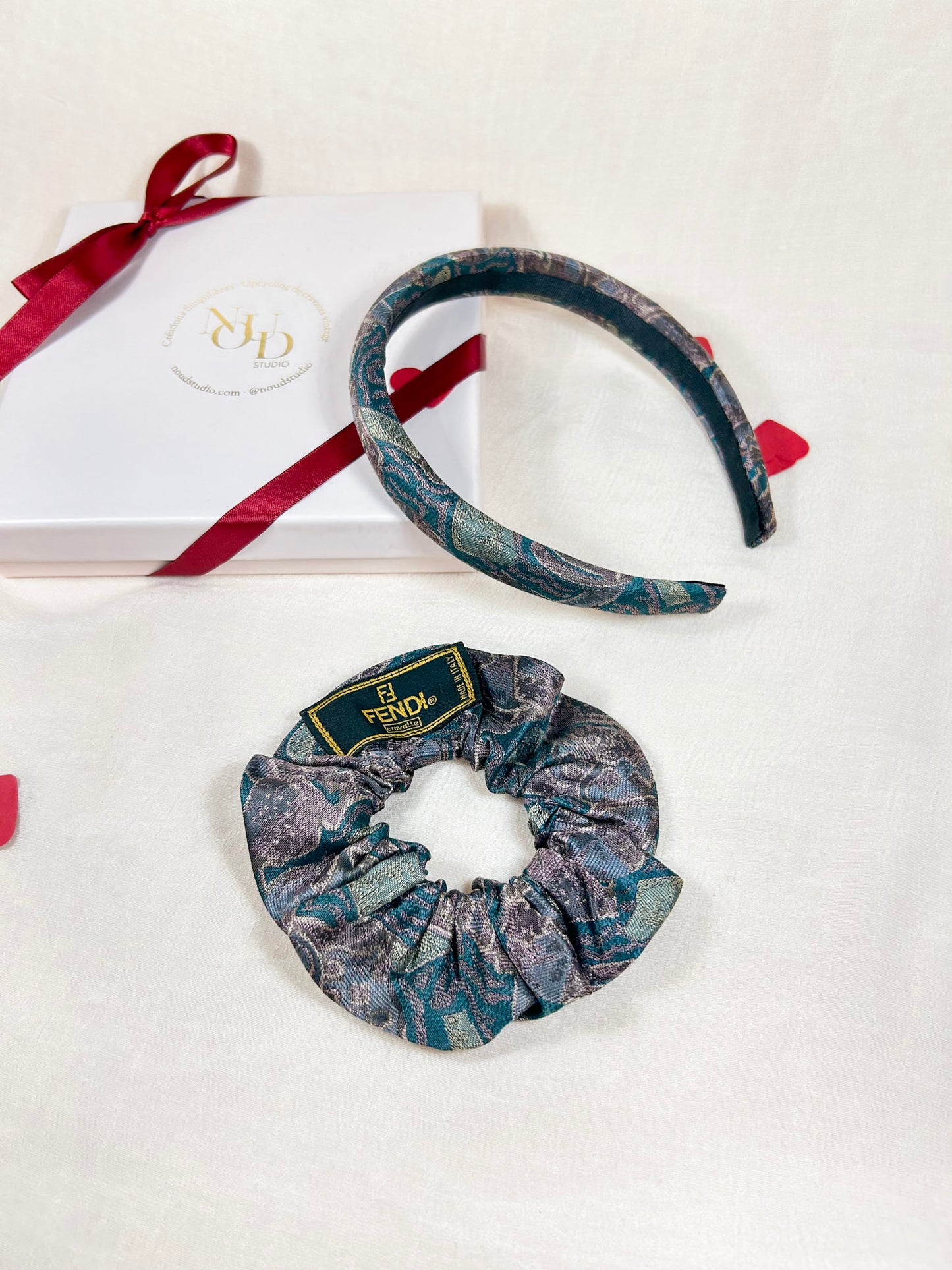 Ensemble Upcyclé Iconique 'Poésie du Coeur'