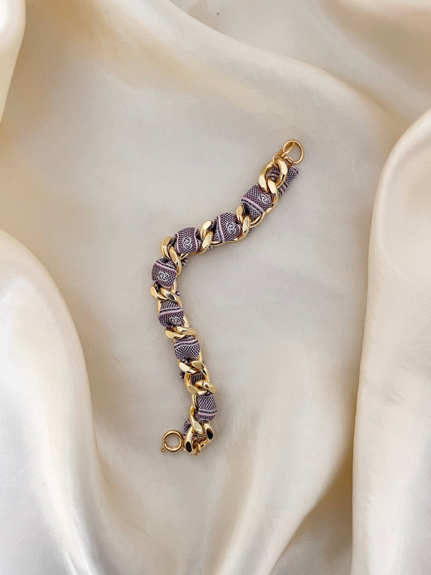 Bracelet Mailles Upcyclé Iconique 'Le Pavillon des Trèfles'