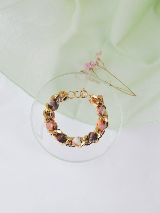 Bracelet Mailles Upcyclé 'Boulevards Éclatants'