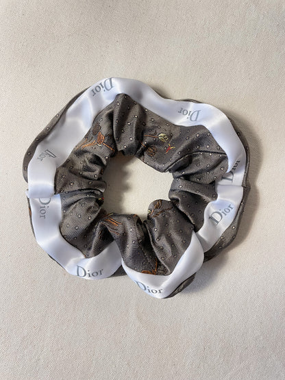 Chouchou Upcyclé Iconique 'Gris d'argent' N°1
