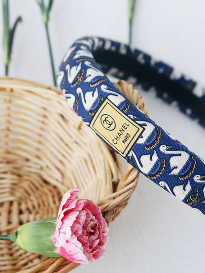 Headband Upcyclé Iconique 'Lac des Cygnes'