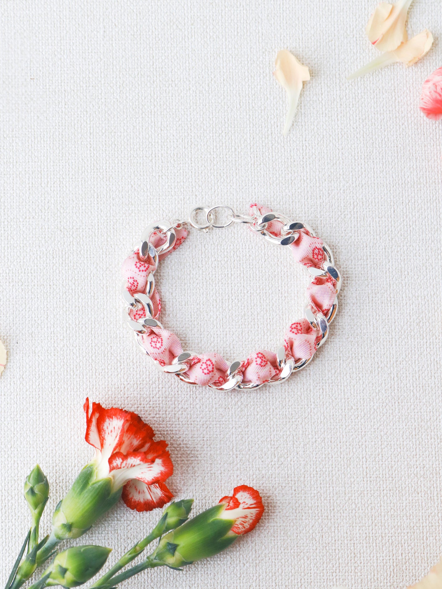 Bracelet Mailles Upcyclé 'Cerisier en Fleur'