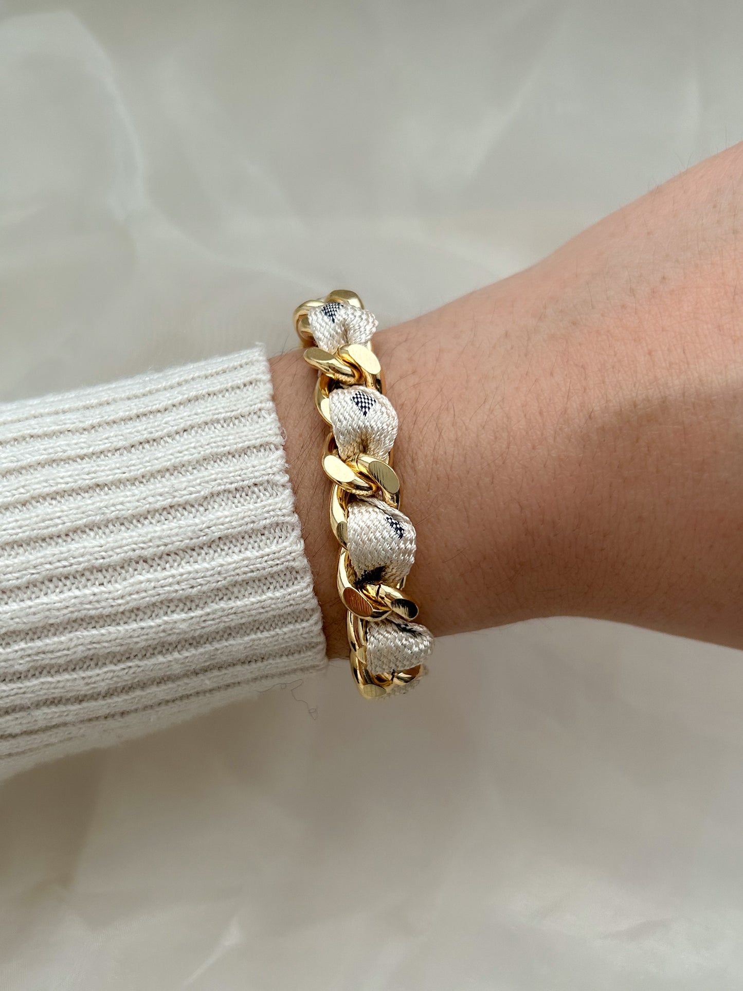 Bracelet Mailles Upcyclé 'Pavés blancs'